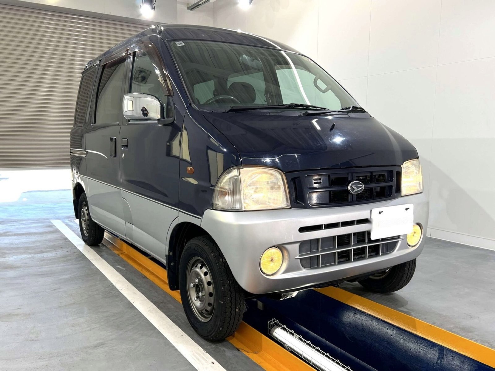 2000 Daihatsu Atrai (DHAR0014632R0709)