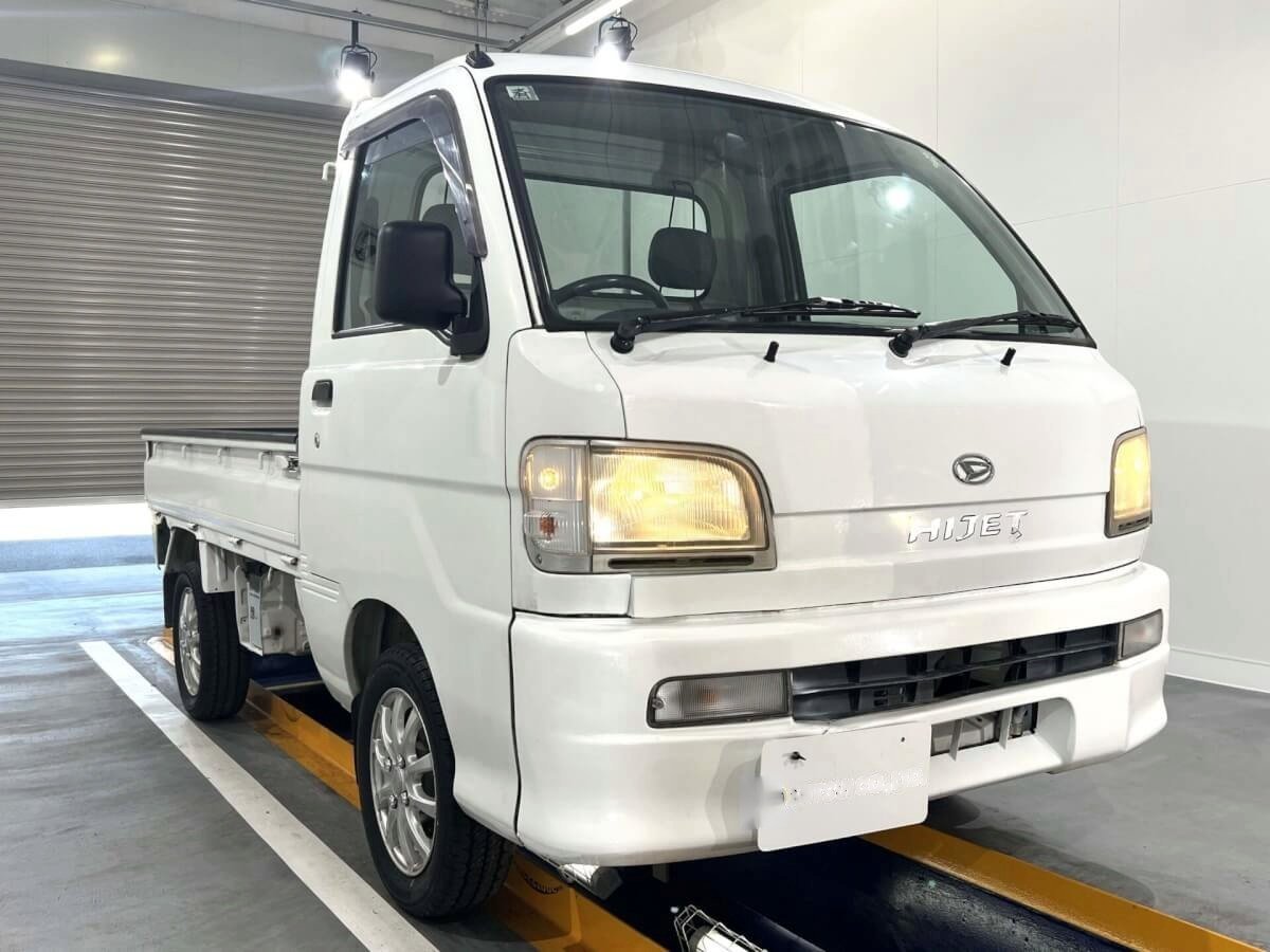 Jan. 2000 Daihatsu Hijet Truck (DHHT0024844R0707)