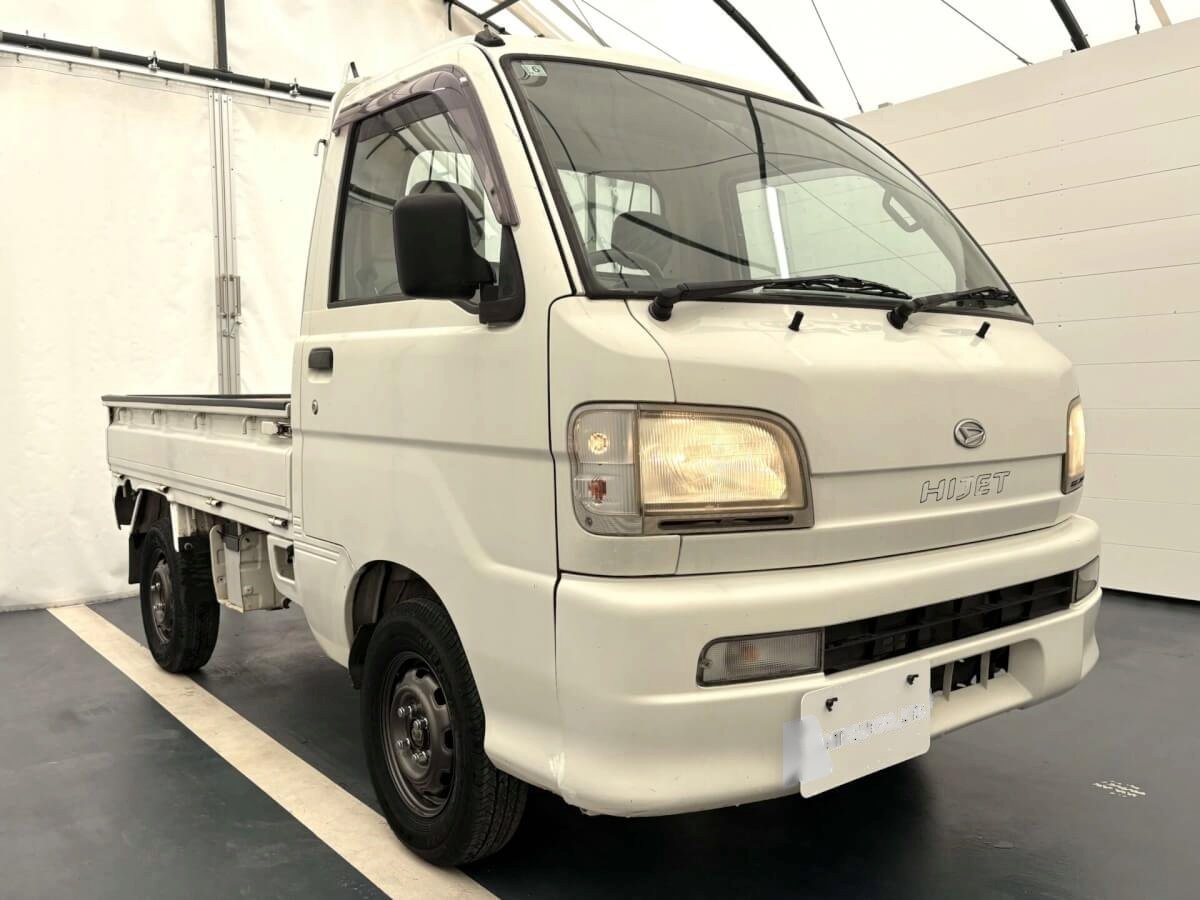 Jan. 2001 Daihatsu Hijet Truck (DHHT0100778R0807)