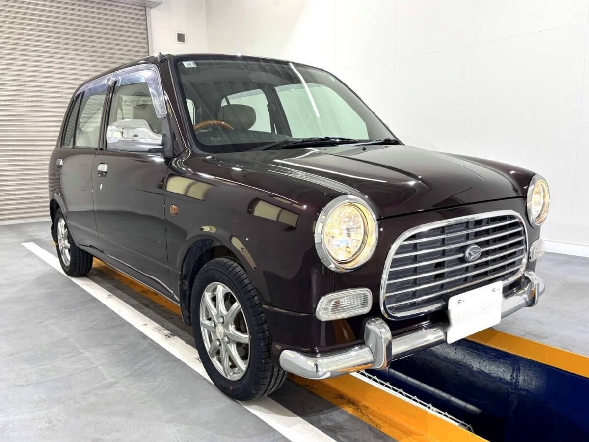 Jul. 2001 Daihatsu Mira Gino (DHMG0233934R0808)