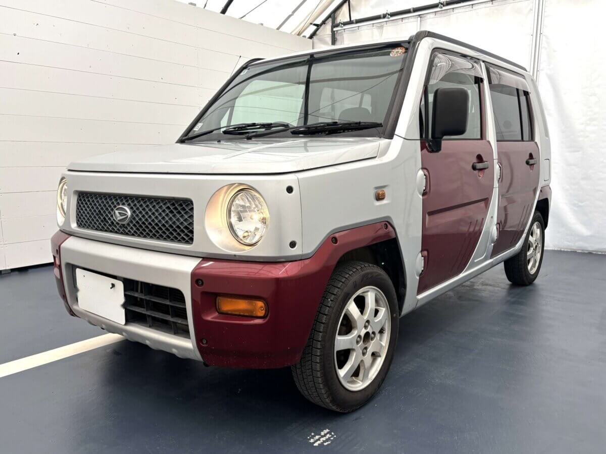 2000 Daihatsu Naked (DHNK0020993R0806)