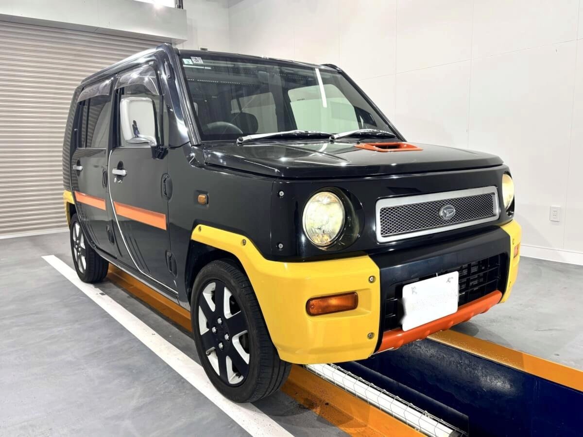 Jul. 2001 Daihatsu Naked (DHNK0035033R0806)