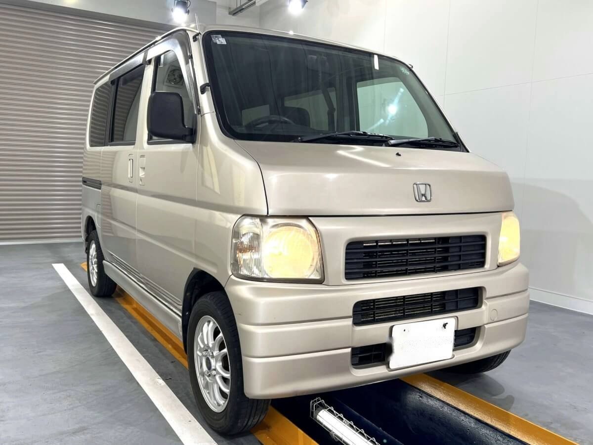 Feb. 2001 Honda Vamos (HDVM1200684R0709)