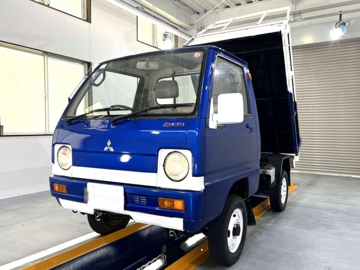 1990 Mitsubishi Minicab Dump (MBMD0138035R0710)