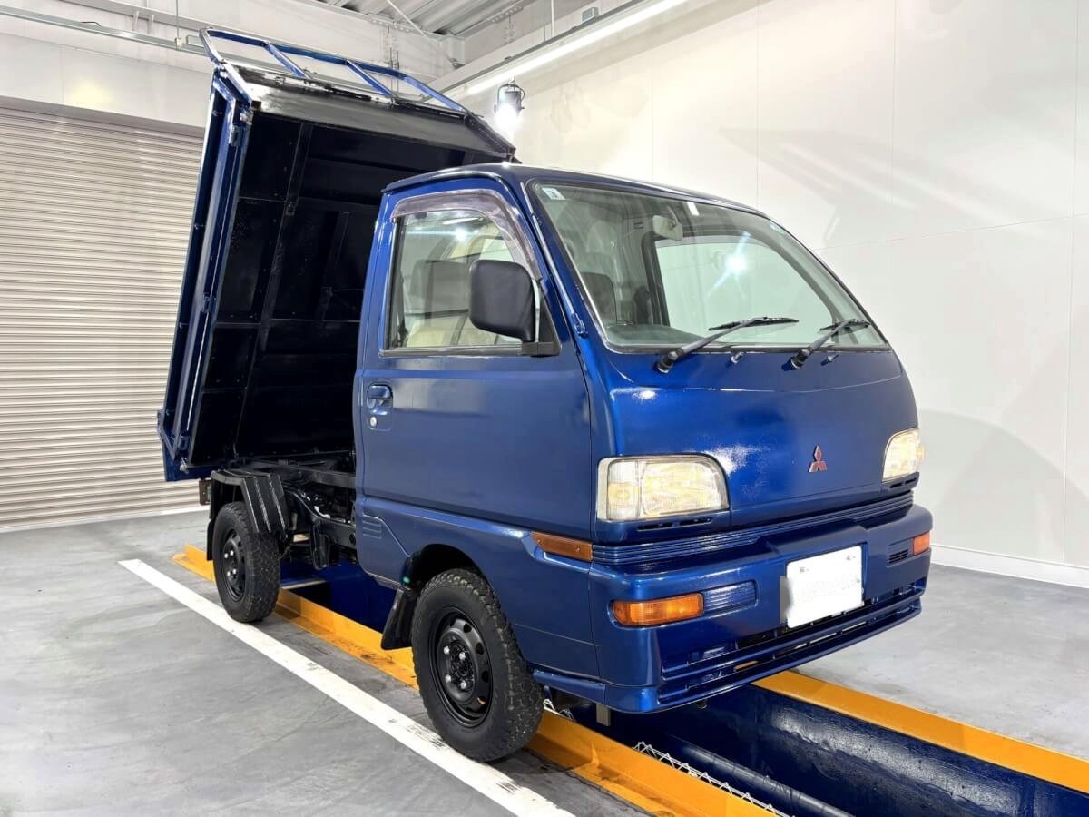 1998 Mitsubishi Minicab Dump (MBMD0504697R0808)