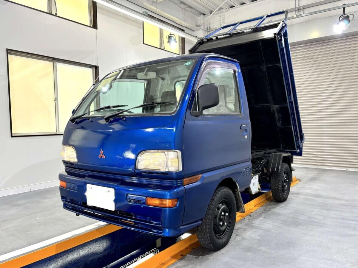 1998 Mitsubishi Minicab Dump (MBMD0504697R0808)