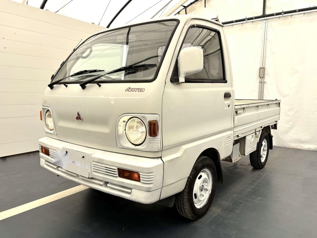 1991 Mitsubishi Minicab Truck (MBMT0018803R0808)