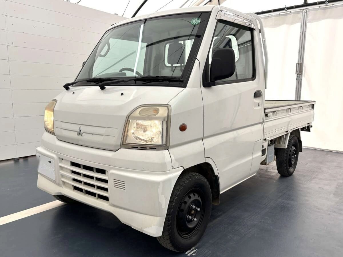 2000 Mitsubishi Minicab Truck (MBMT0207031R0806)