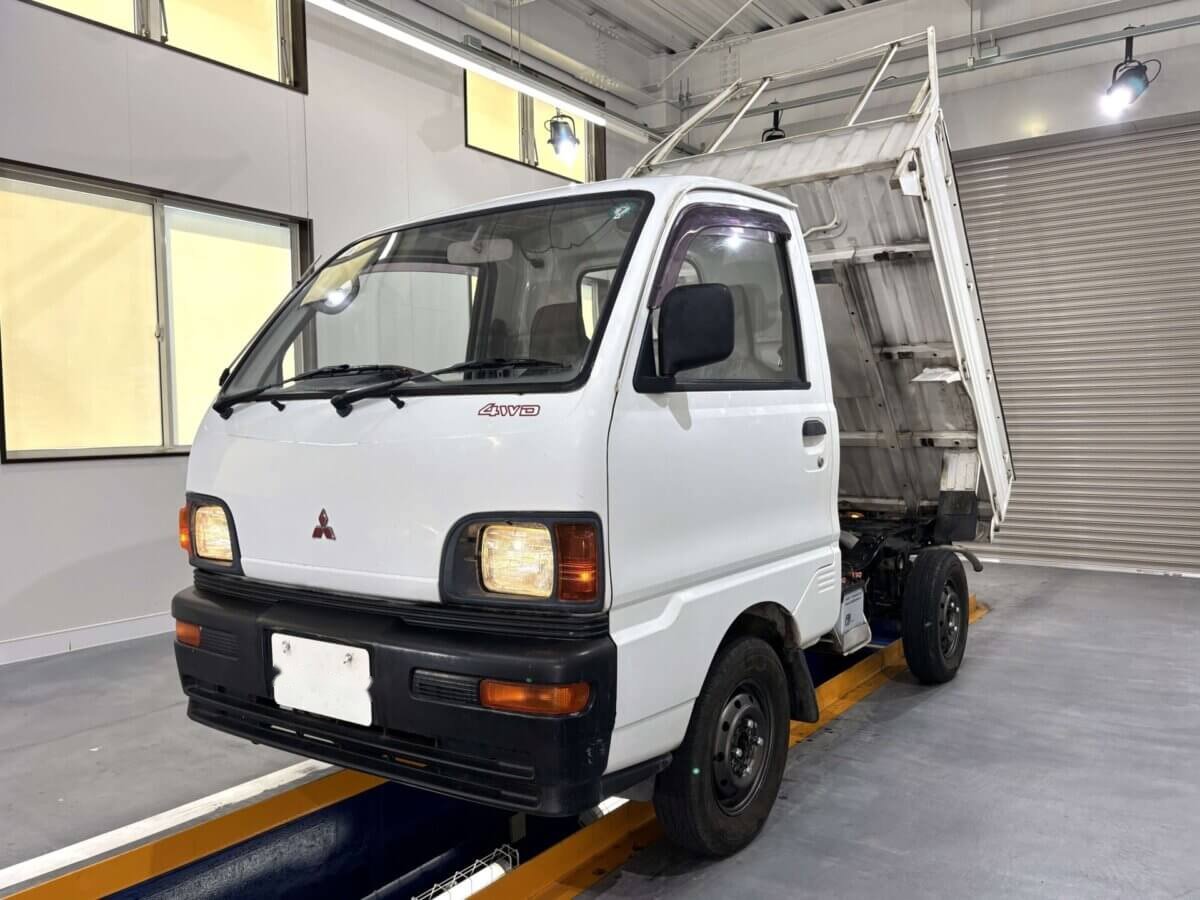 1995 Mitsubishi Minicab Dump (MBMT0313649R0808)