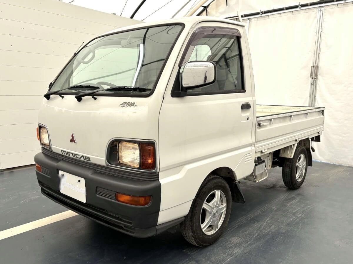 1997 Mitsubishi Minicab Truck (MBMT0450858R0807)