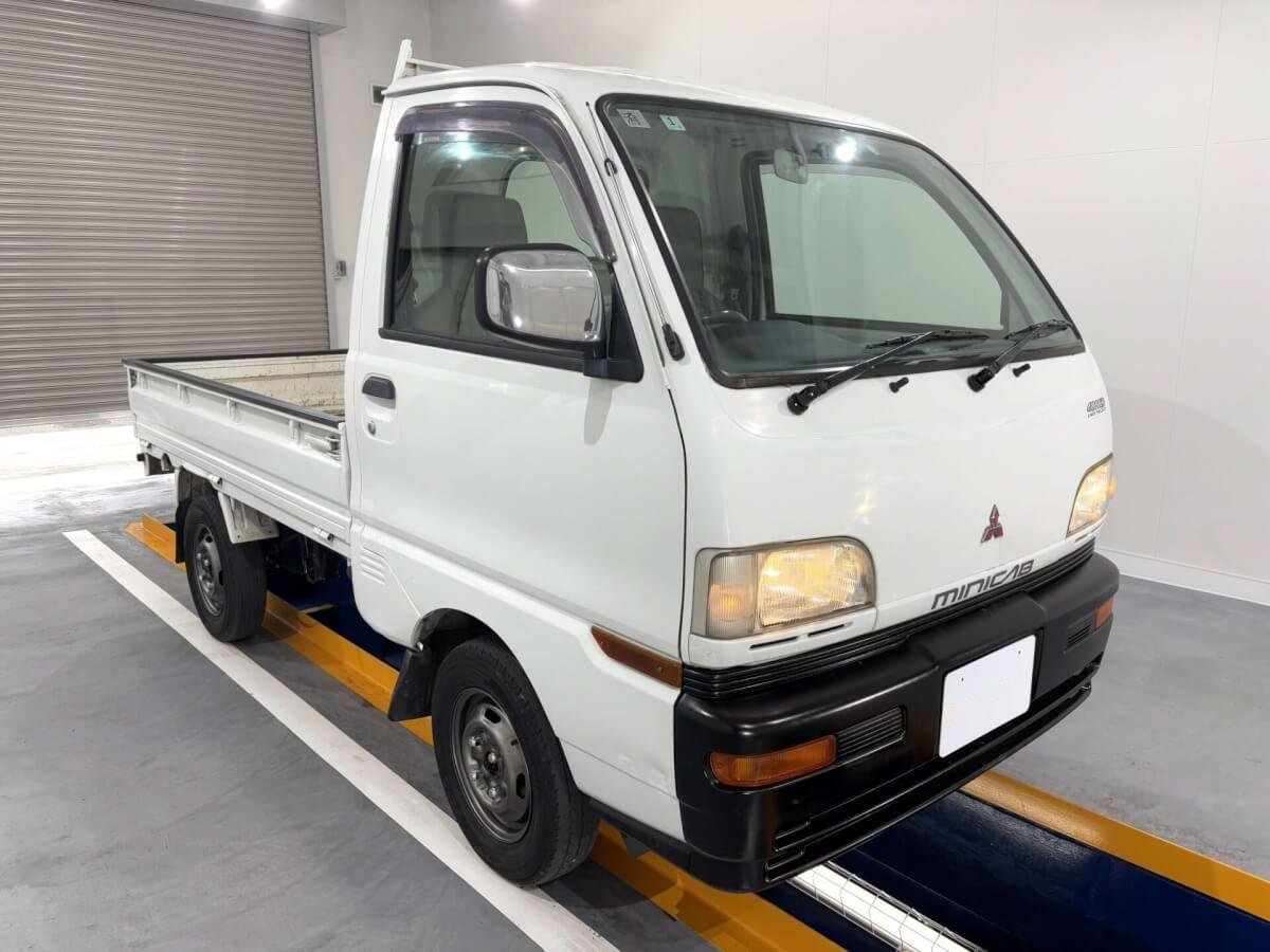 1998 Mitsubishi Minicab Truck (MBMT0507728R0705)