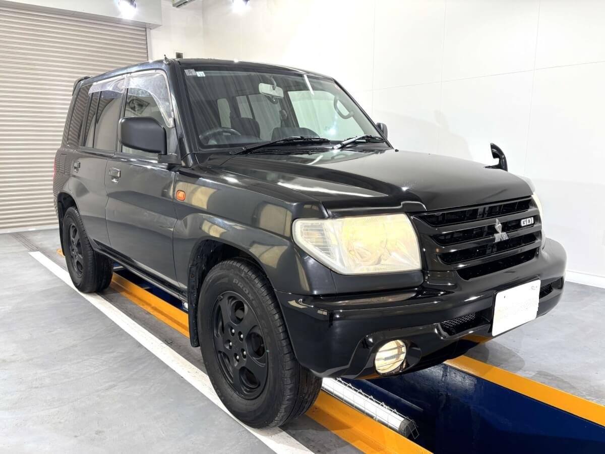 Dec. 2000 Mitsubishi Pajero Io (MBPI0200647R0712)