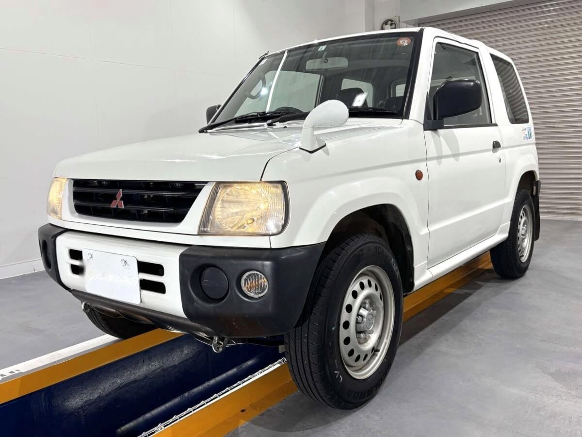 1999 Mitsubishi Pajero Mini (MBPM0029057R0807)