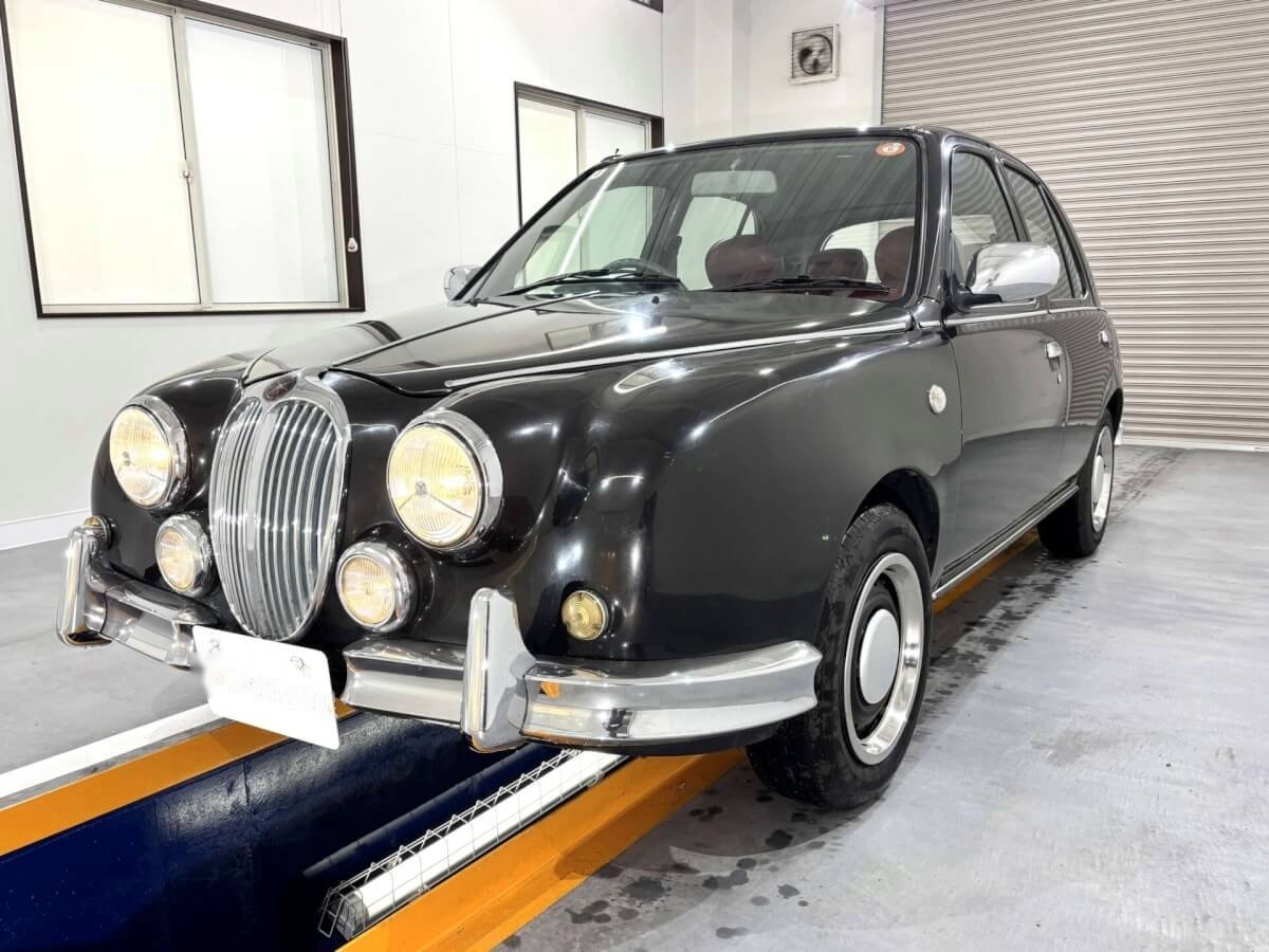 May 1997 Mitsuoka Viewt (MOVT187518R0711)