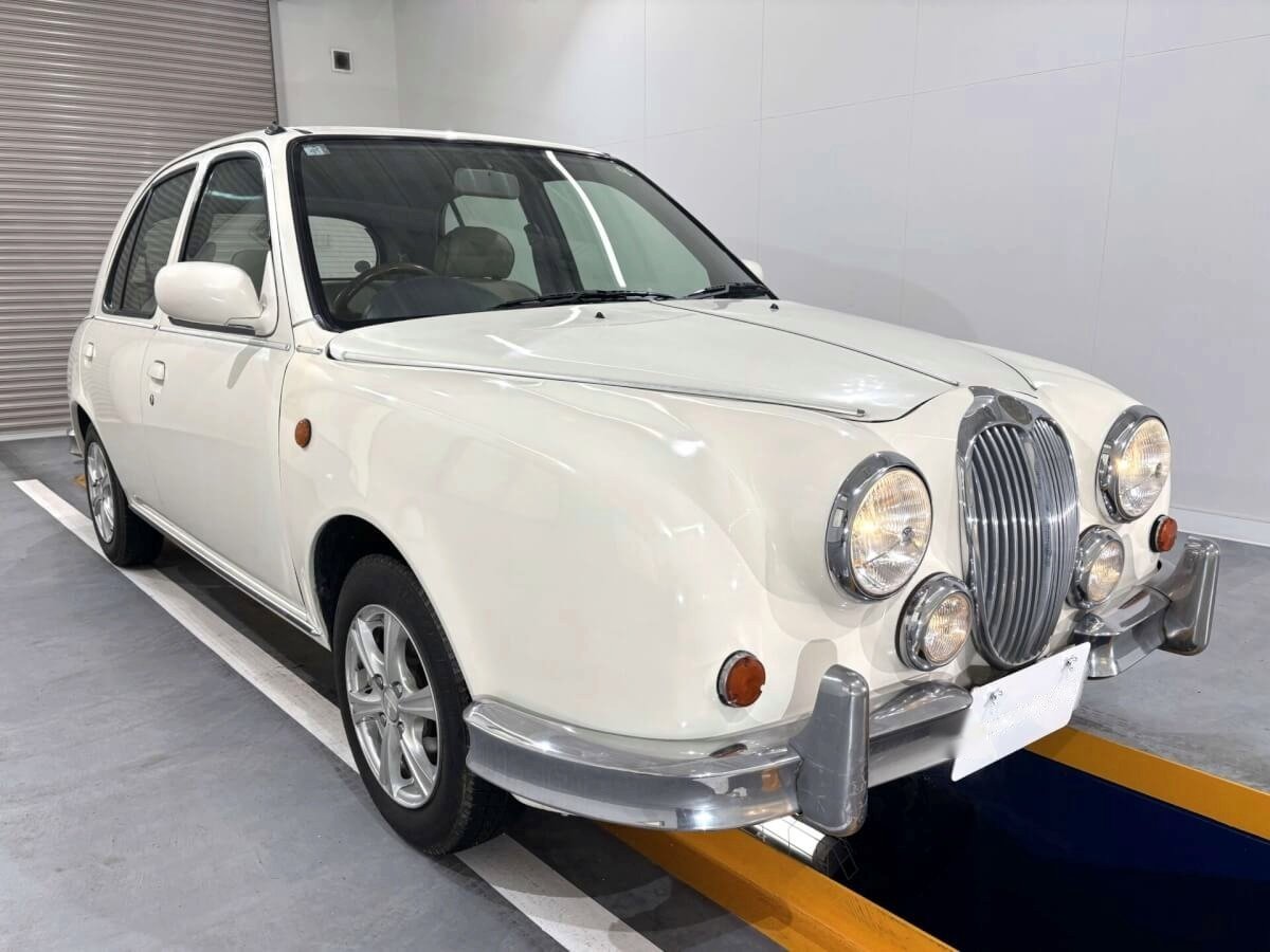 Jul. 1999 Mitsuoka Viewt (MOVT828115R0712)