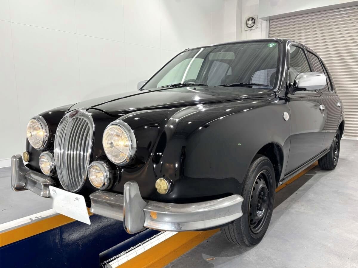 Mar. 2001 Mitsuoka Viewt (MOVT946308R0712)