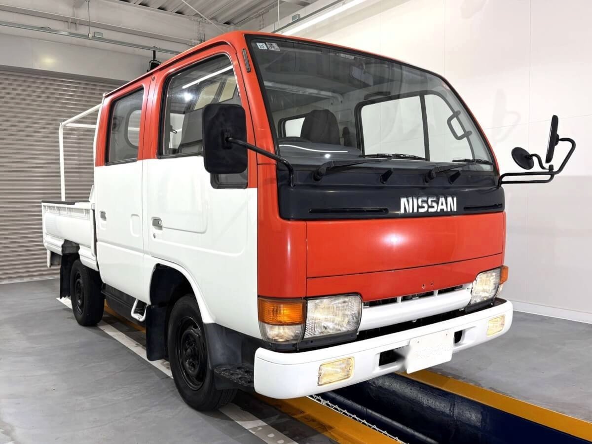 Dec. 1994 Nissan Atlas Truck (NSAT011330R0807)