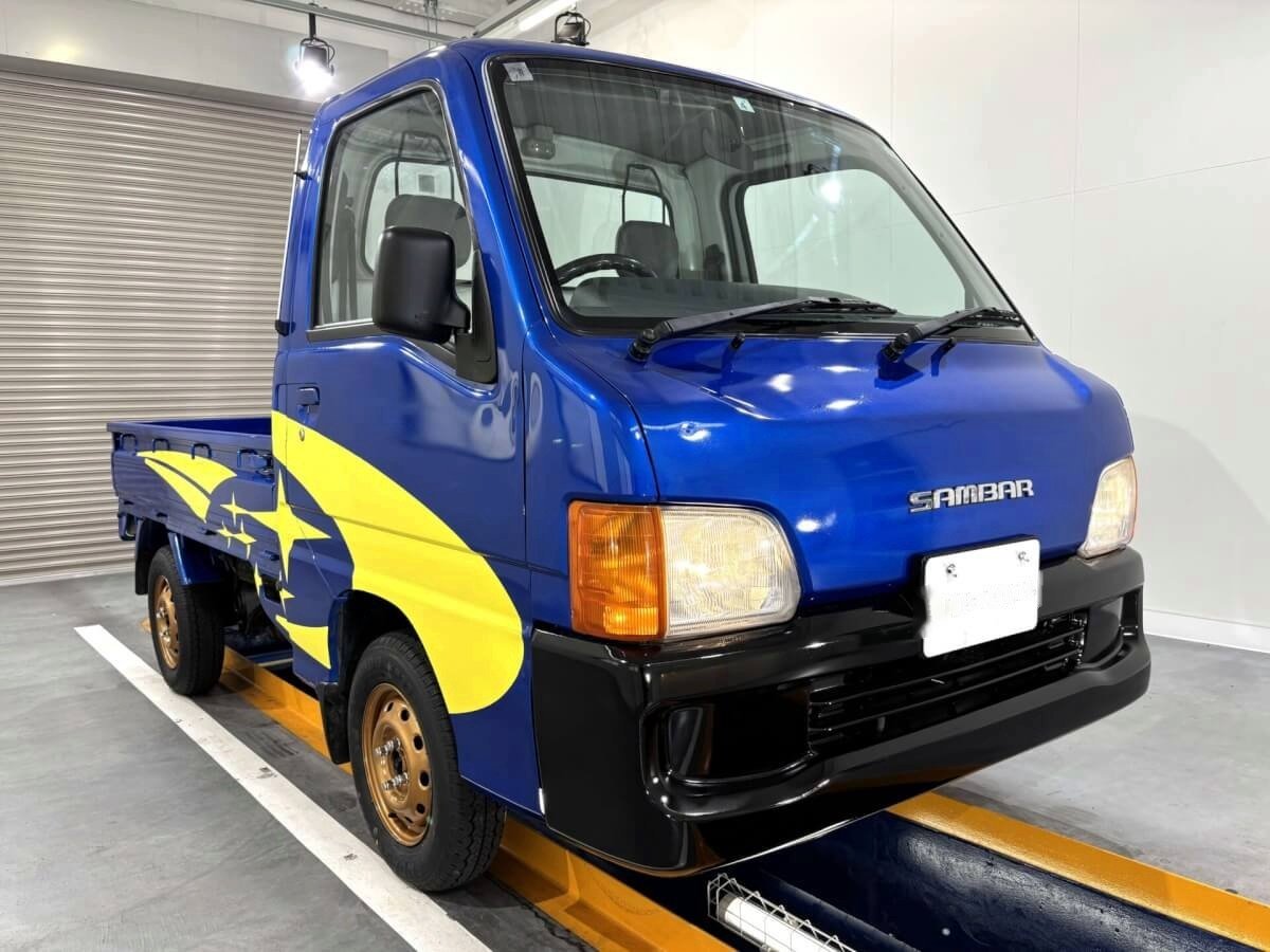Apr. 2001 Subaru Sambar Truck (SBST098569R0805)