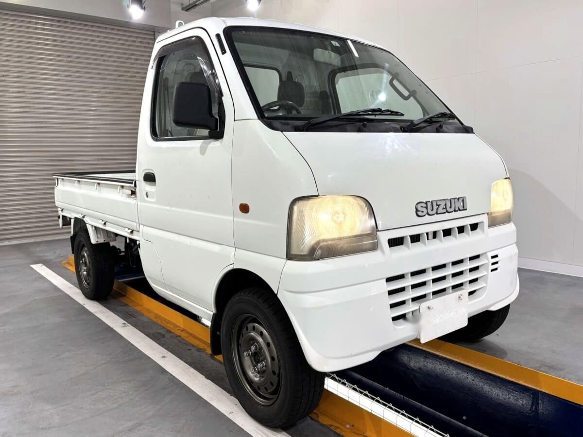 Jan. 2001 Suzuki Carry Truck (SZCT243354R0807)