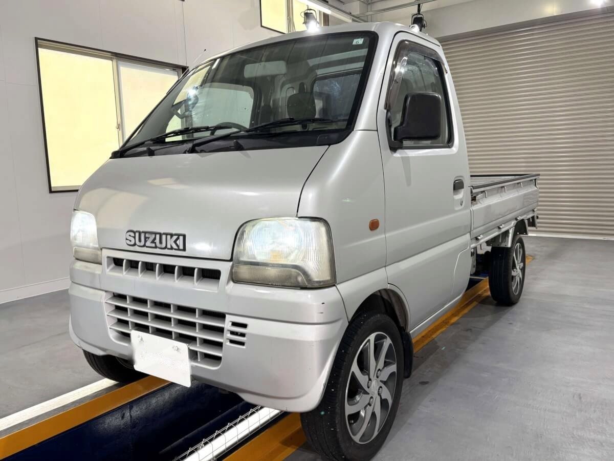 Feb. 2001 Suzuki Carry Truck (SZCT244766R0710)