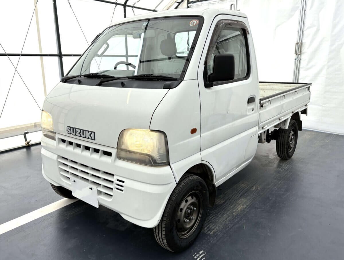 Aug. 2001 Suzuki Carry Truck (SZCT279697R0803)