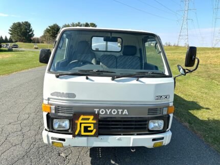 1993 TOYOTA HIACE FUEL TANKER LH85